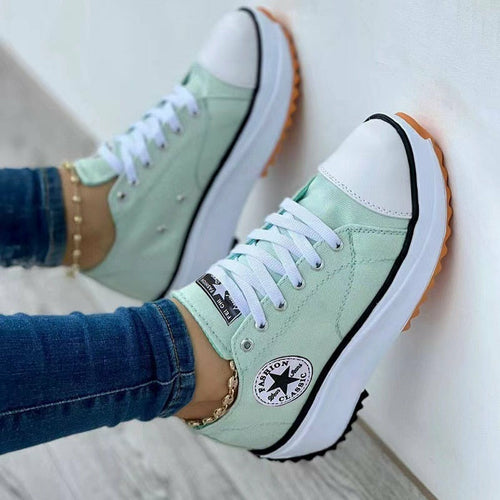 Bağcıklı Kanvas Spor Ayakkabı – Rahat Günlük Sneaker